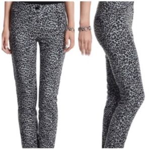 WHBM  Slim Ankle Leapoard Print Pants